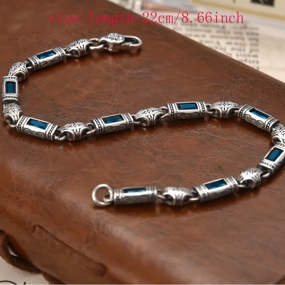 Fathers Day Blue Gem Motif Bracelet - Picture 2 of 5